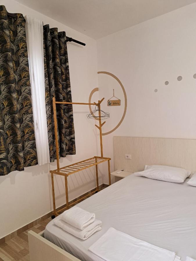 Troi Beach House Vlorë Quarto foto